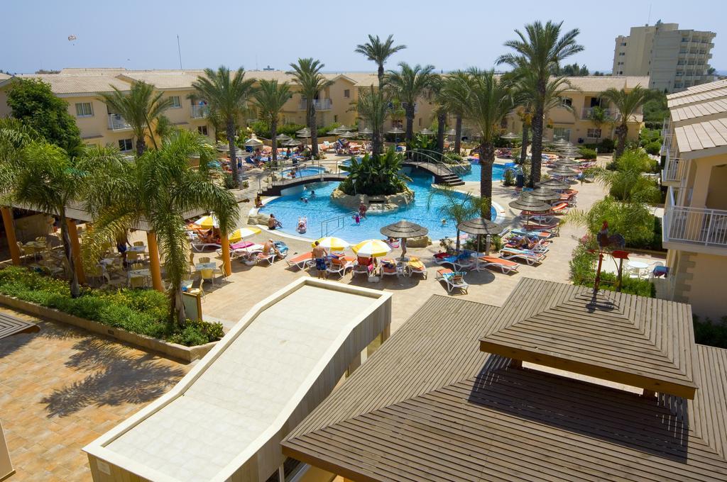 Tasia Maris Gardens Ayia Napa Exterior photo